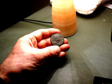 Sesterce Hadrien Rome buste habillé