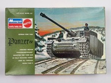 MONOGRAM - GERMAN WW2 TANK