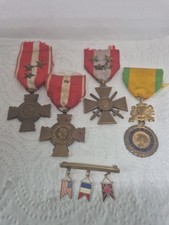 Lot Anciennes Médailles Militaires Française Collection