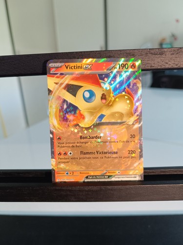 Carte pokémon victini - carte, ex