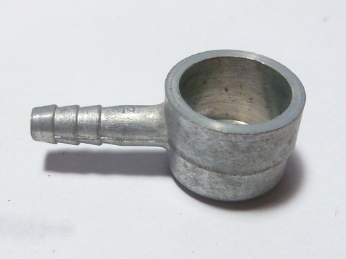 Raccord pipette carburateur - raccord,