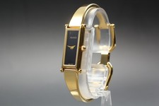 [Exc+5] Montre pour femme