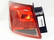 6F9945095B feu arrière gauche