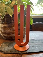 Sculpture Fer Peint Design Orange Designer Modernisme a Identifier