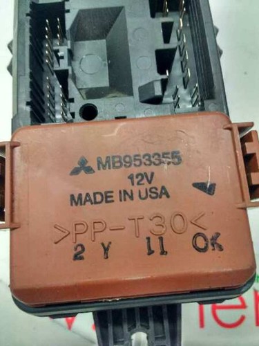 Mb953355 boîtier fusibles - mb953355,