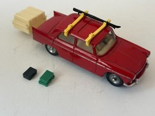 DINKY 536 PEUGEOT 404 SKIS
