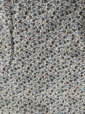 COUPE TISSU COTON FOND BLANC PETITES FLEURS BLEUES