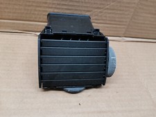 GRILLE AREATION COTE DROIT DE TABLEAU DE BORD SEAT IBIZA III 6K0819704B