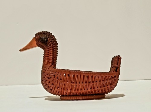 Vintage woven wicker - woven,