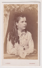 CDV Kohn à Carlsbad - Portrait d'une jeune fille - Vintage albumen print c.1872