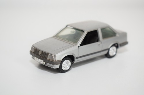 C17 gama 1158 opel - 1:43,