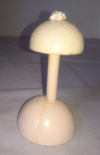 ANCIEN PORTE CHAPEAUX