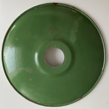 abat jour ancien en tole emaillée vert
