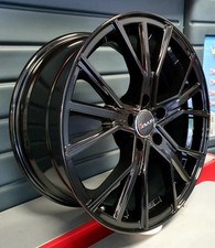 4 Jantes En Alliage 18 Pour