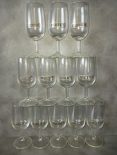 Ancien lot de 12 verres a pied