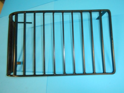 Grille phare feu avant - phare,