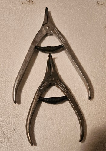 Pinces clip circlips - à,