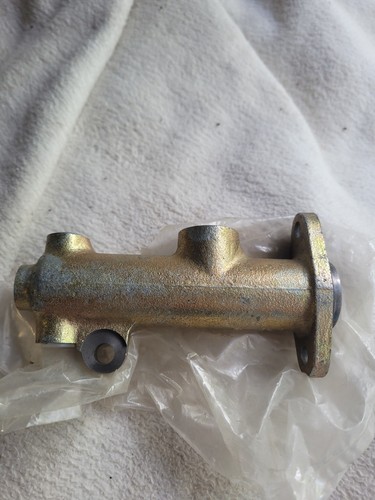 Maître cylindre émetteur