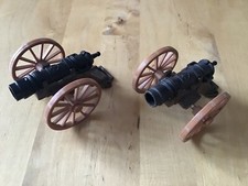 PLAYMOBIL LOT DE DEUX CANONS MÉDIÉVAL PIRATES.    N°D