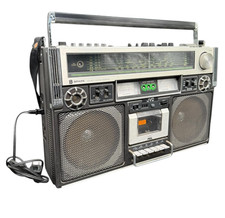 Vintage JVC RC-838W Boombox