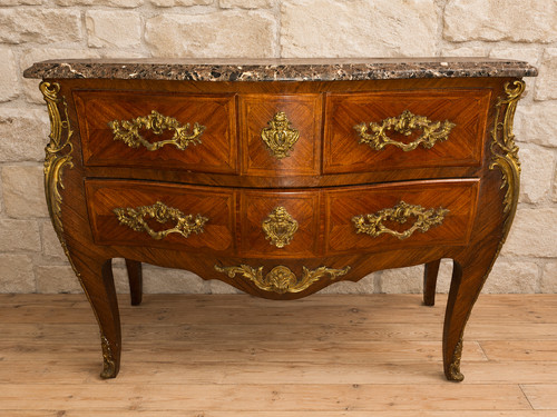 Commode sauteuse galbée - , de