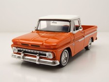 Chevrolet C10 Fleetside Pick Up 1966 Orange Modèle Auto 1:24 MotorMax