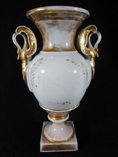 VASE MÉDICIS D' ÉGLISE " JÉSUS & MARIE " AUX CYGNES PORCELAINE DE PARIS XIX ème