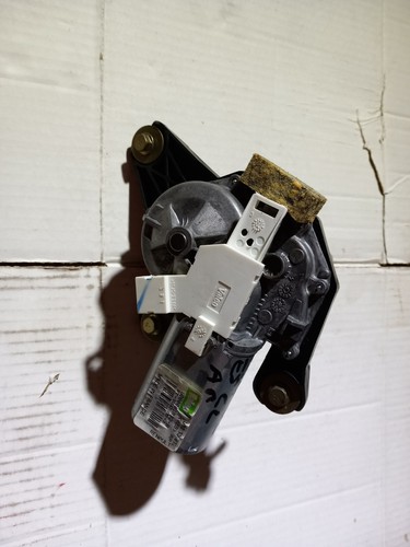 Moteur essuie glace arrière - moteur,