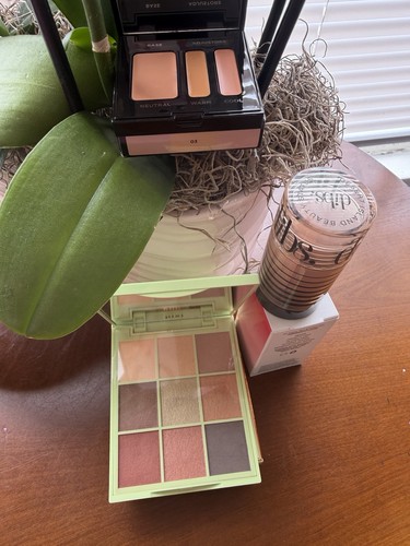 Makeup lot laura - makeup,