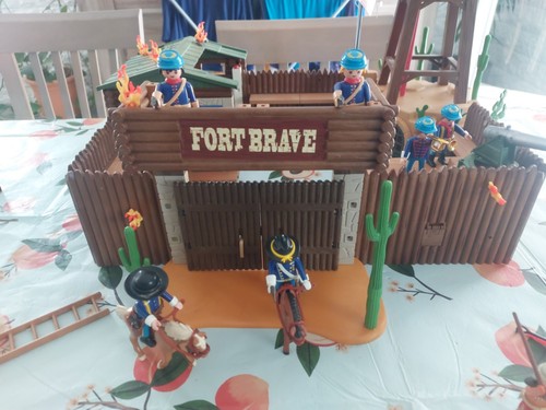 Playmobil fort brave 5245 - fort,