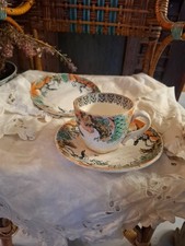 1 petite tasse a café et 2 sous tasses porcelaine opaque Gien