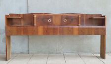 Tête de lit cosy Art Déco en ronce de noyer