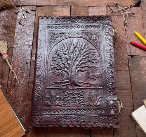 Graisse cuir 600 pages journal - graisse,