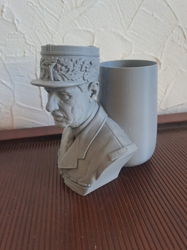 General gaulle buste et - de,