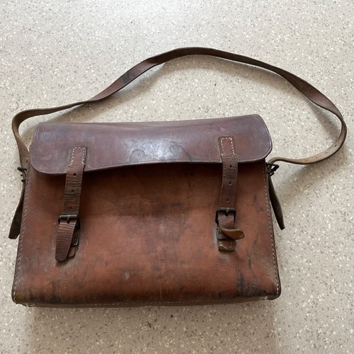 Ancienne sacoche cuir - , ptt