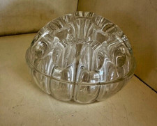 ANCIEN PIQUE FLEURS ROND EN VERRE 19 TROUS