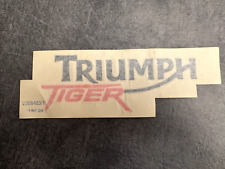 Sticker gauche de réservoir