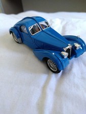 Miniature voiture Bugatti 57s 165 HP bleu 1/43