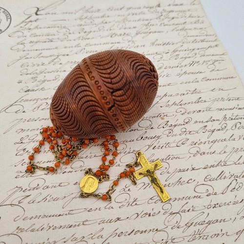 Chapelet corail boite œuf - chapelet,