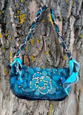 Sac feutré noir turquoise unique pour femme.Sac à fleurs.Sac à perles.Sac à c...