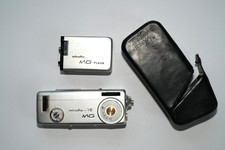 Minolta 16 MG avec flash 