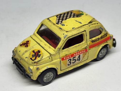 Voiture miniature ancienne