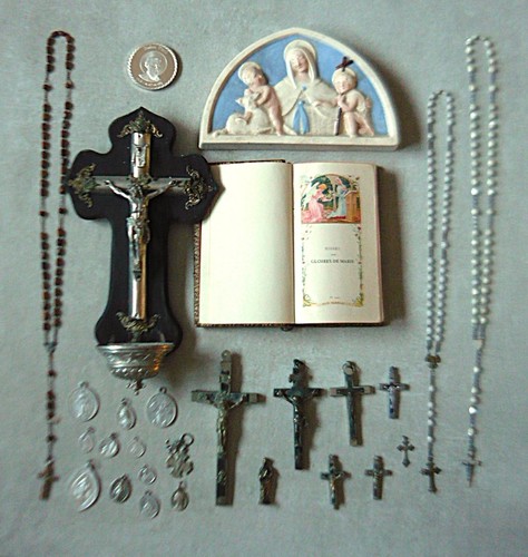 Lot objet religieux médailles - objet,
