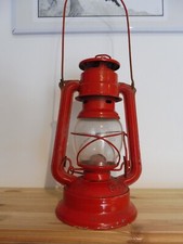 OLD TEMPEST LAMP CHEK RED