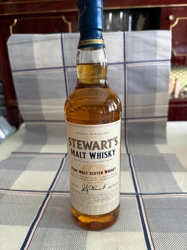 Stewarts malt whisky - pure,