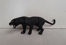Panthère noire en plastique
