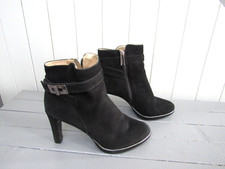 Bottines à talons en daim noir P 40 JB Martin