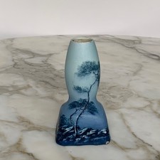 Vase par Jérôme Massier Fils