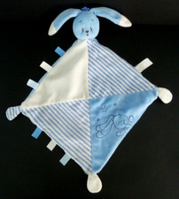 *. DOUDOU PLAT AUCHAN LAPIN BLEU BLANC RAYE MOTIF ETOILES RAYE TBE