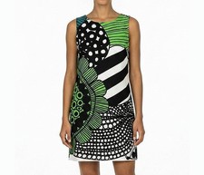 Robe décalée en tissu